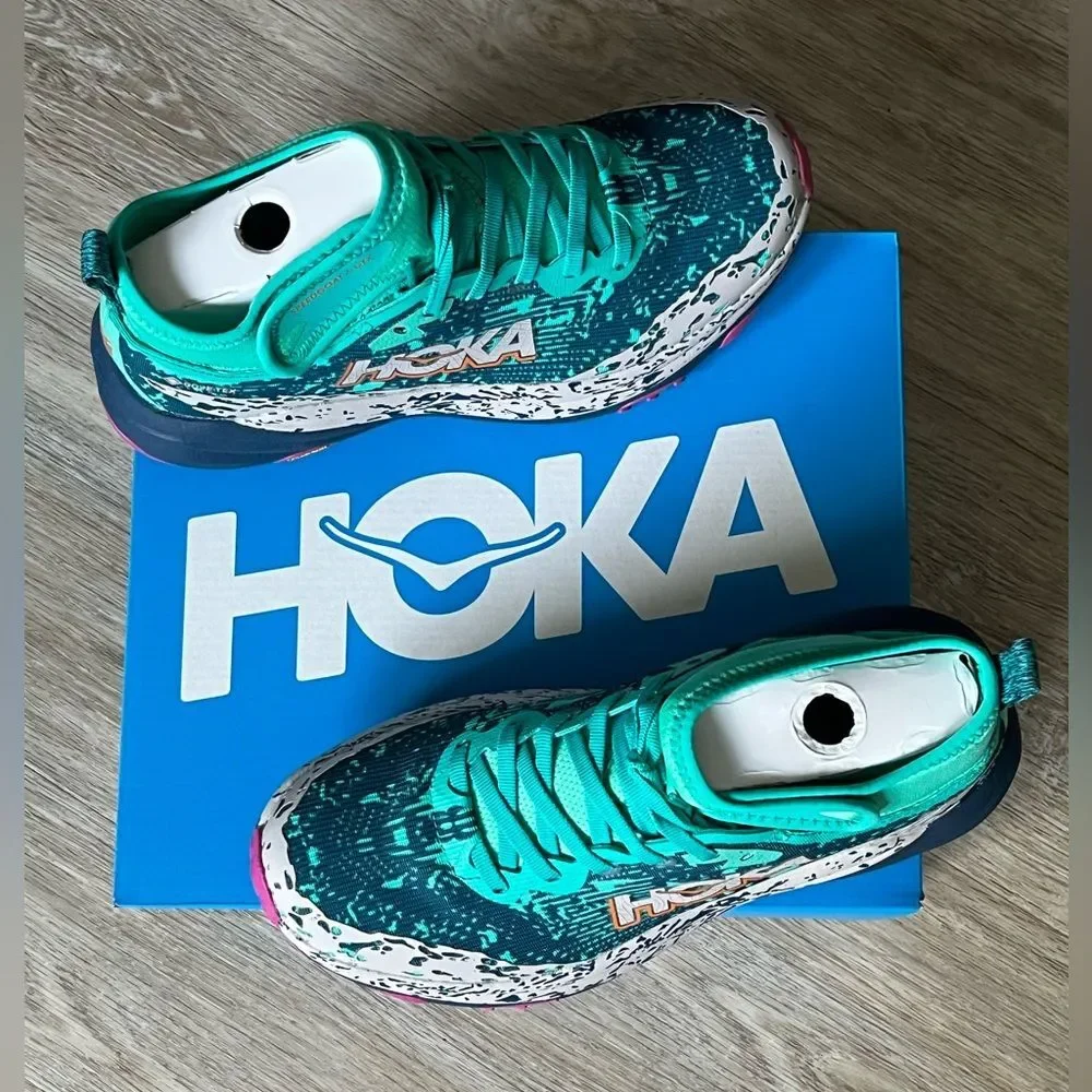 Hoka Women's Speedgoat 6 Mid GTX Shoes Waterproof Megagrip Hiking Trail Sports
